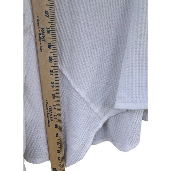 We The Free White Oversized Size Medium Waffle Knit V-Neck Top Sleeve Tunic - Picture 10 of 10